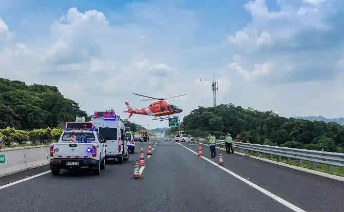 南郑区高速公路汽车救援案例